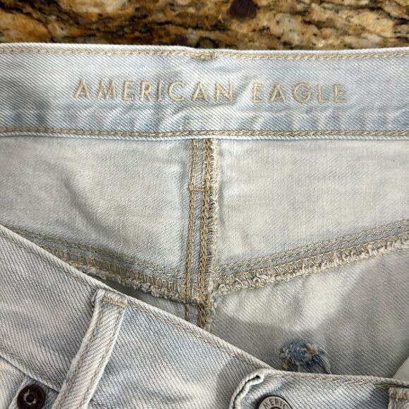 American Eagle Outfitters 90s Boyfriend High Rise Distressed Shorts Size 4 - Picture 4 of 9
